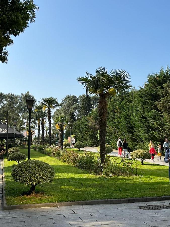Old Clty Hotel באטומי מראה חיצוני תמונה
