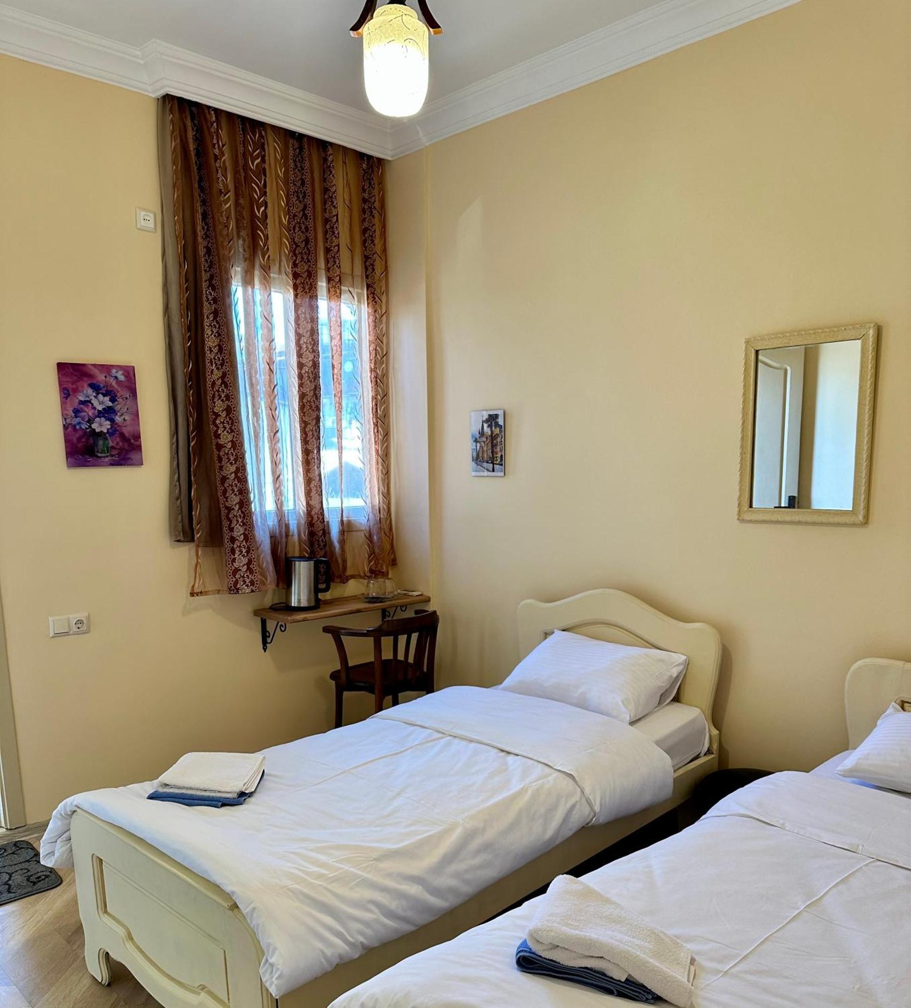Old Clty Hotel באטומי מראה חיצוני תמונה